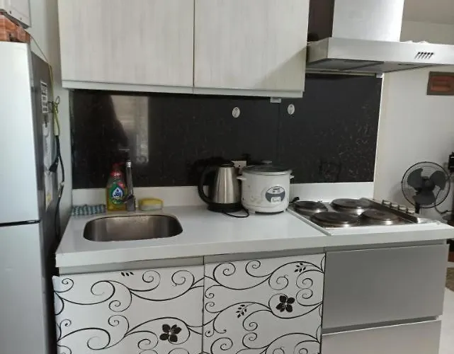 Azure Appart hôtel 3*